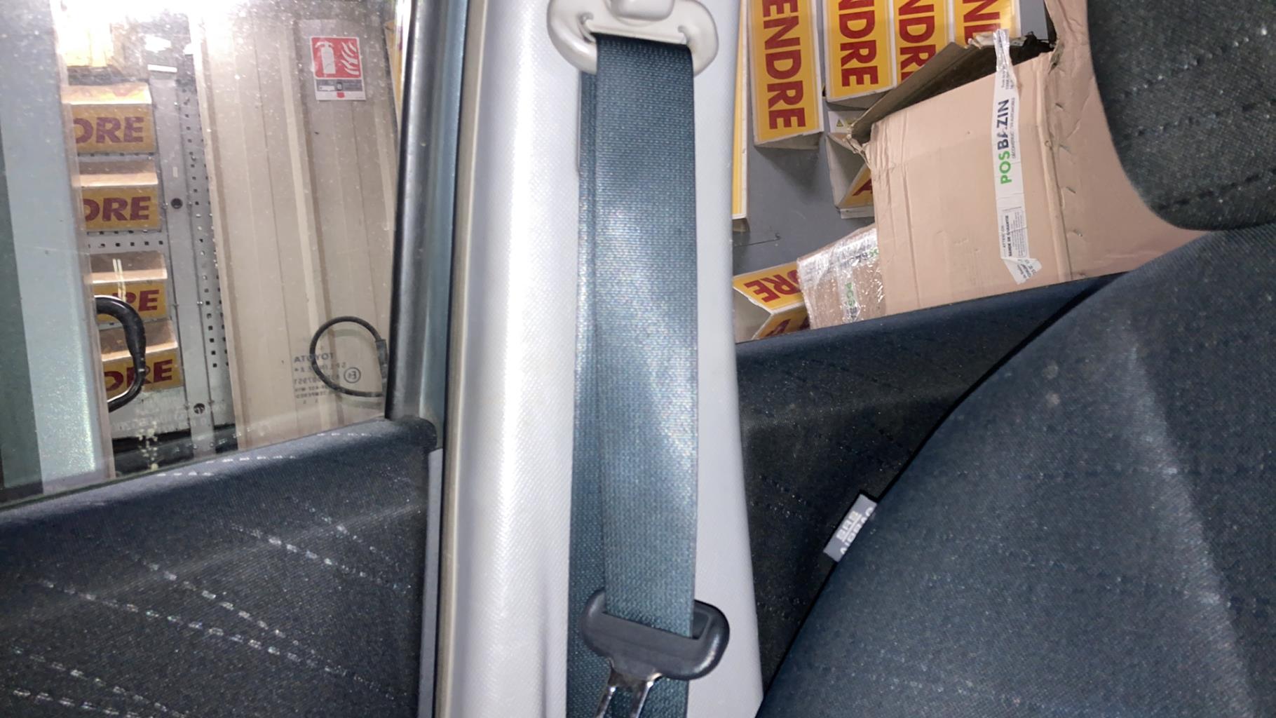 Cintura di sicurezza anteriore destra TOYOTA YARIS 2 PHASE 1 Diésel - 1