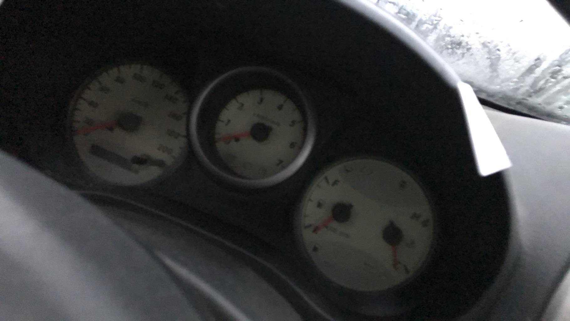 Compteur TOYOTA RAV4 2 PHASE 1 Diesel - 1