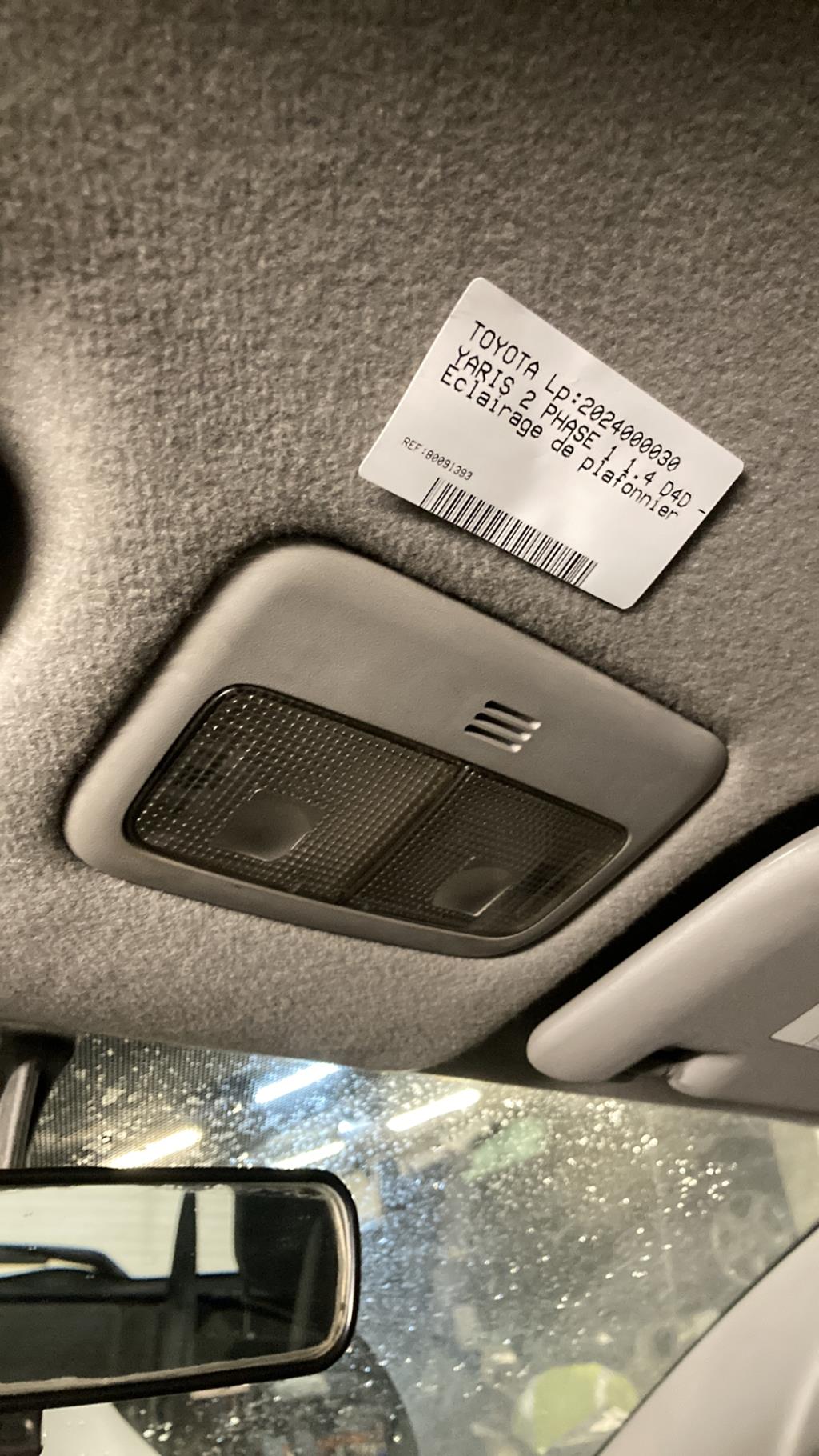 Luce di cortesia TOYOTA YARIS 2 PHASE 1 Diésel - 1