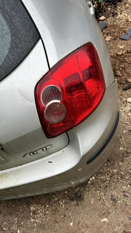 Fanale posteriore principale destro (luci) TOYOTA AURIS 1 PHASE 1  - 1
