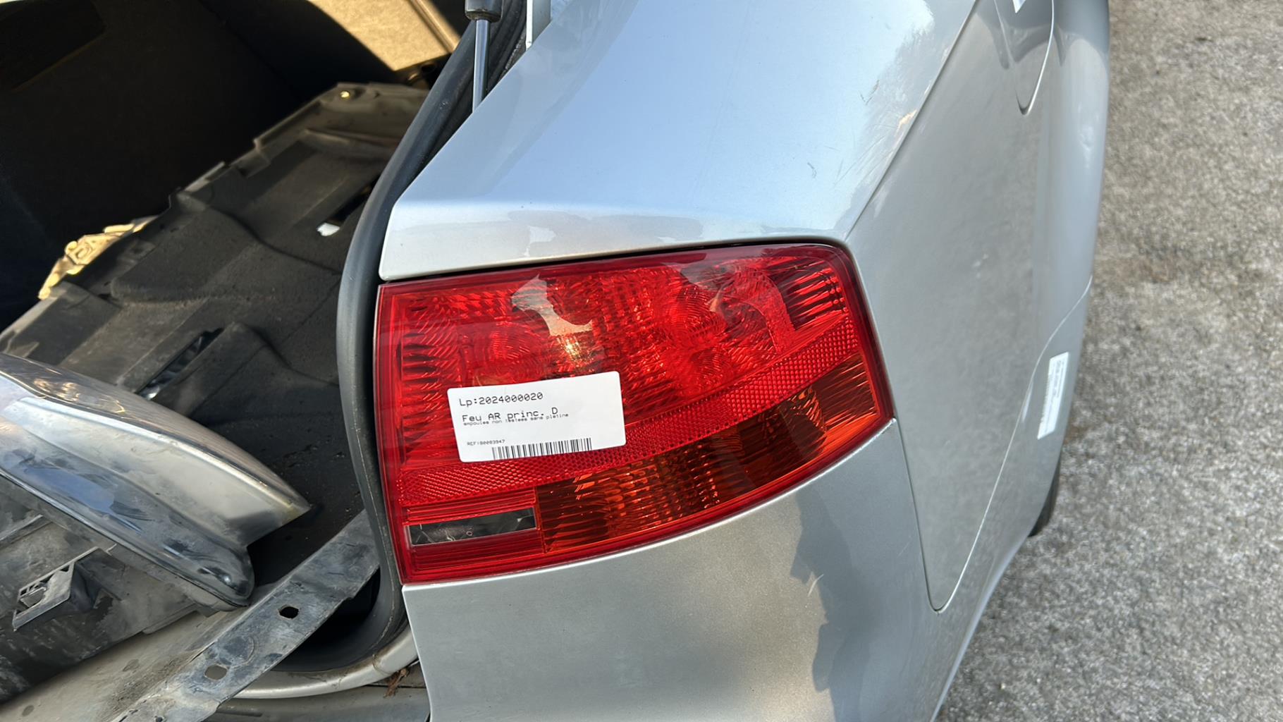Fanale posteriore principale destro (luci) AUDI A4 2 PHASE 2 Gasolina - 1