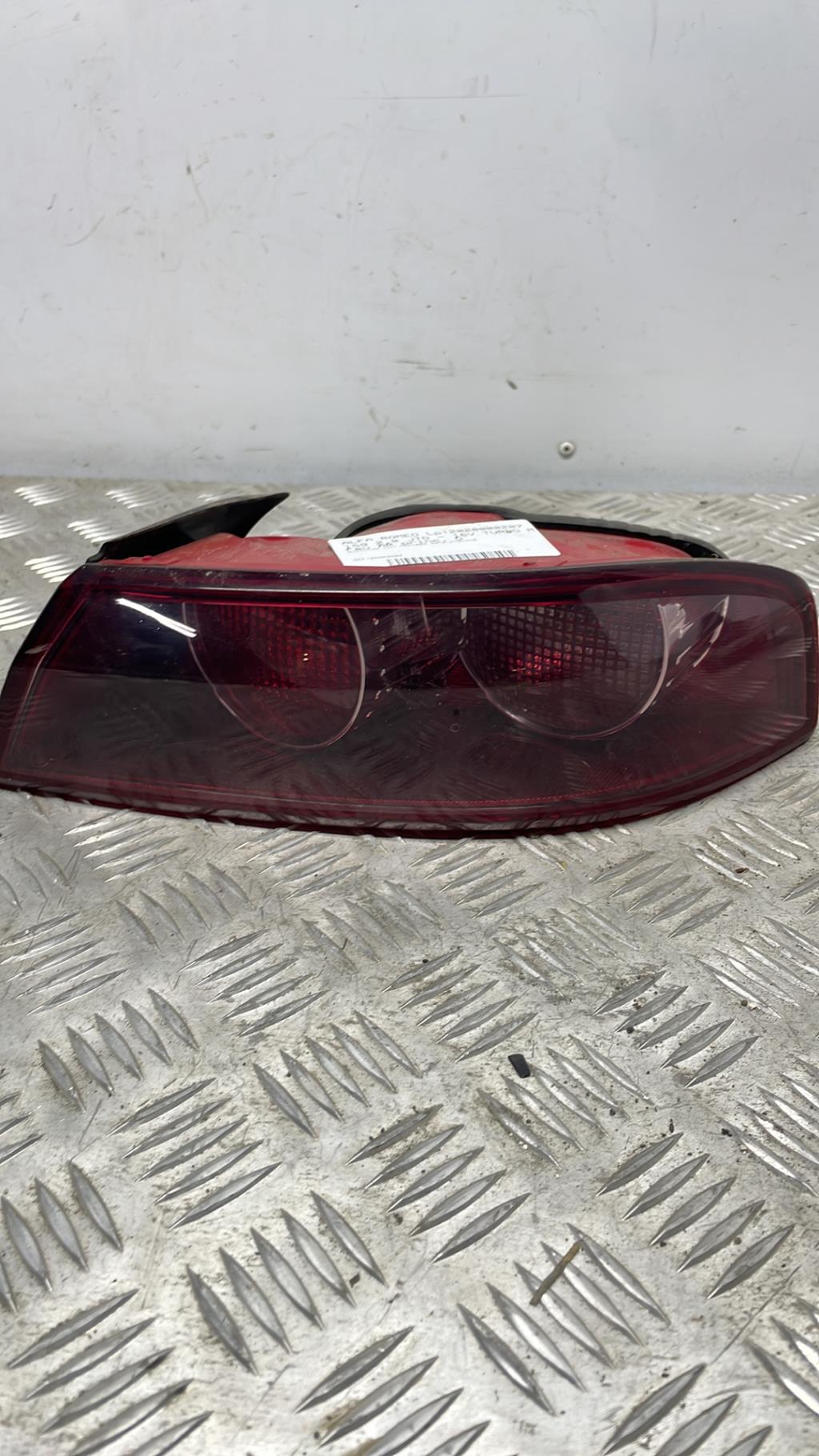 Fanale posteriore principale destro (luci) ALFA ROMEO 159  - 1