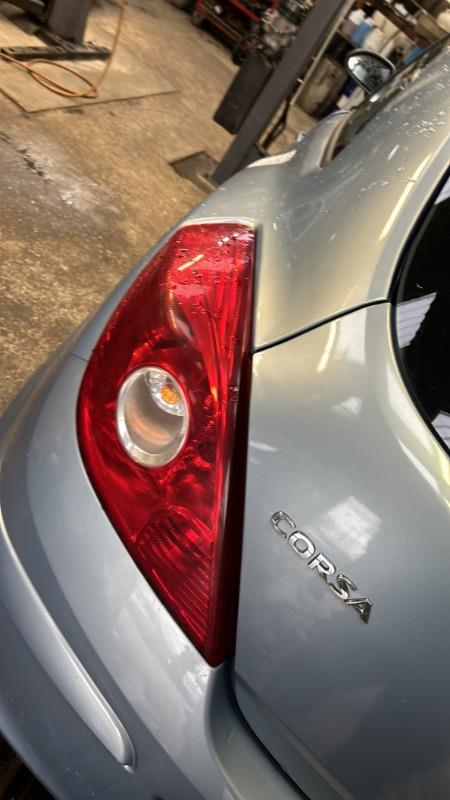 Fanale posteriore principale sinistro (luci) OPEL CORSA D PHASE 1 Diésel - 1