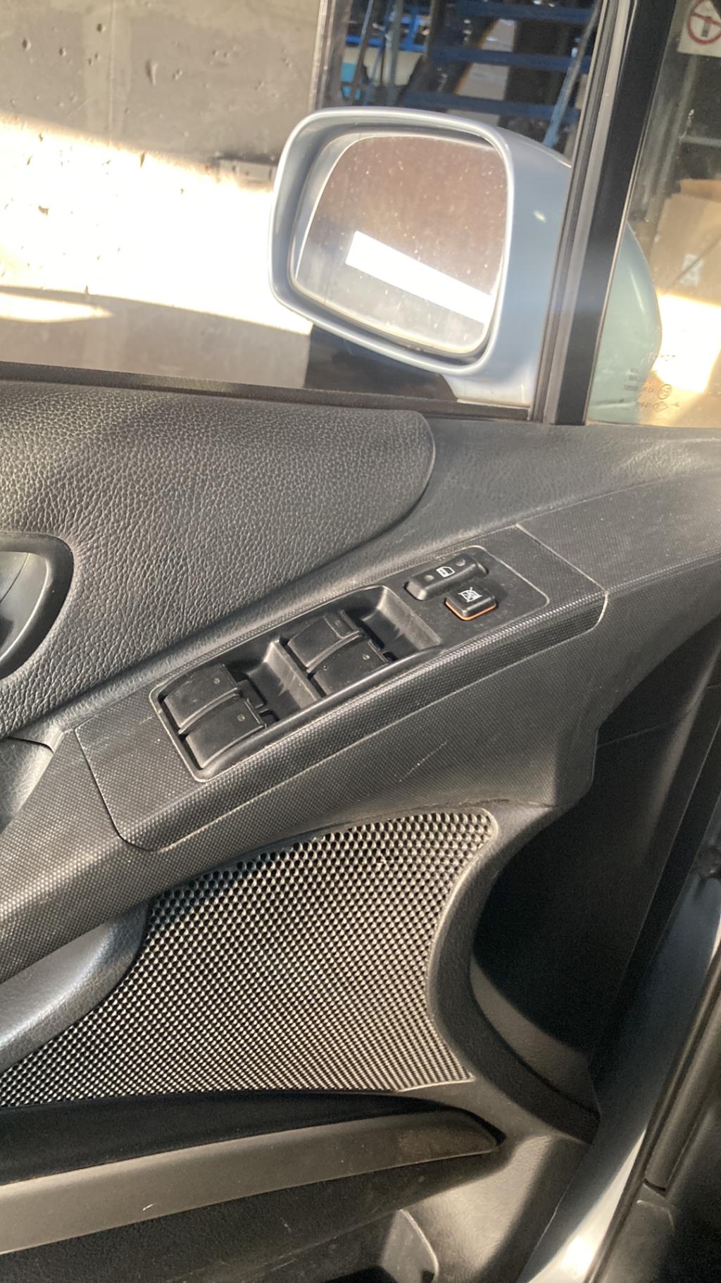 Interruttore lavacristalli anteriore sinistro TOYOTA COROLLA VERSO 2 PHASE 1  - 1
