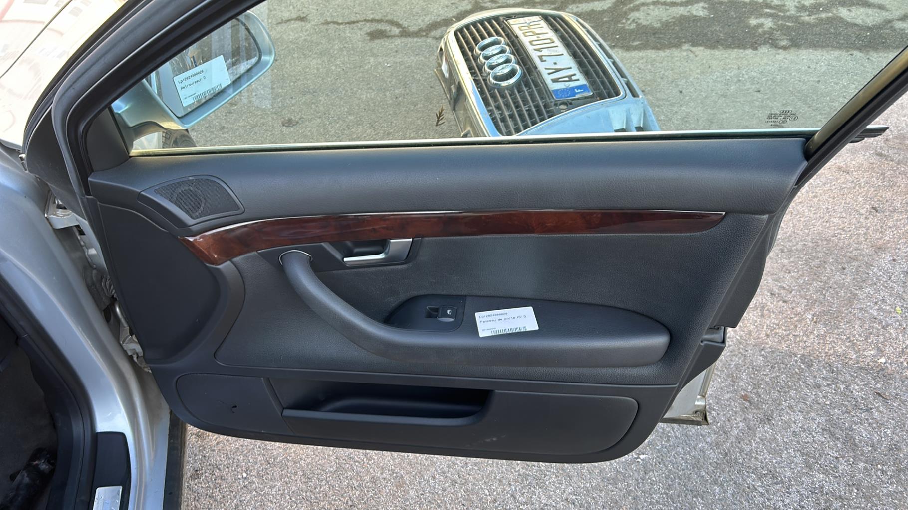 Pannello portiera anteriore destro AUDI A4 2 PHASE 2 Gasolina - 1