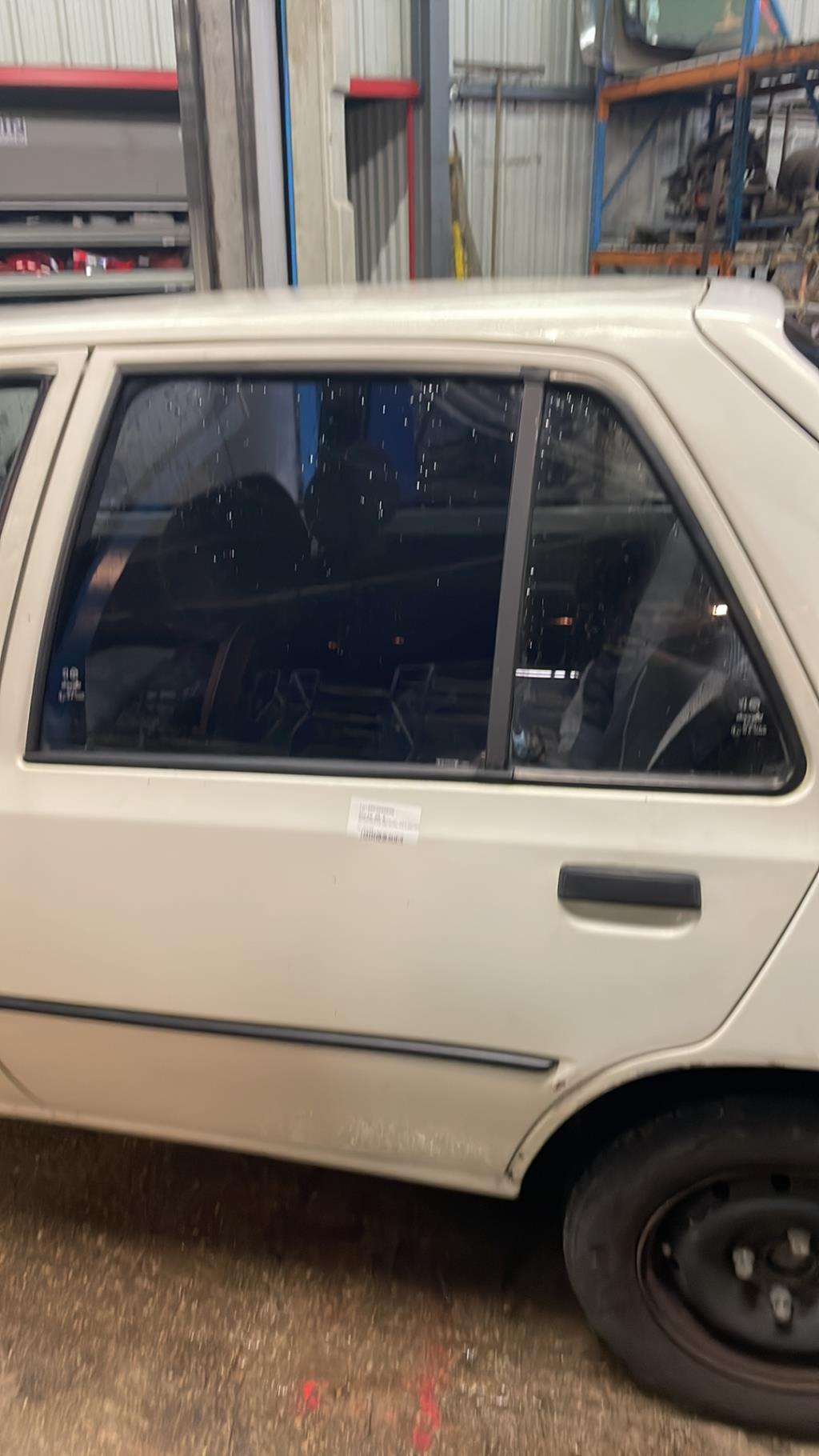 Portiera posteriore sinistra PEUGEOT 205 PHASE 2 Gasolina - 1