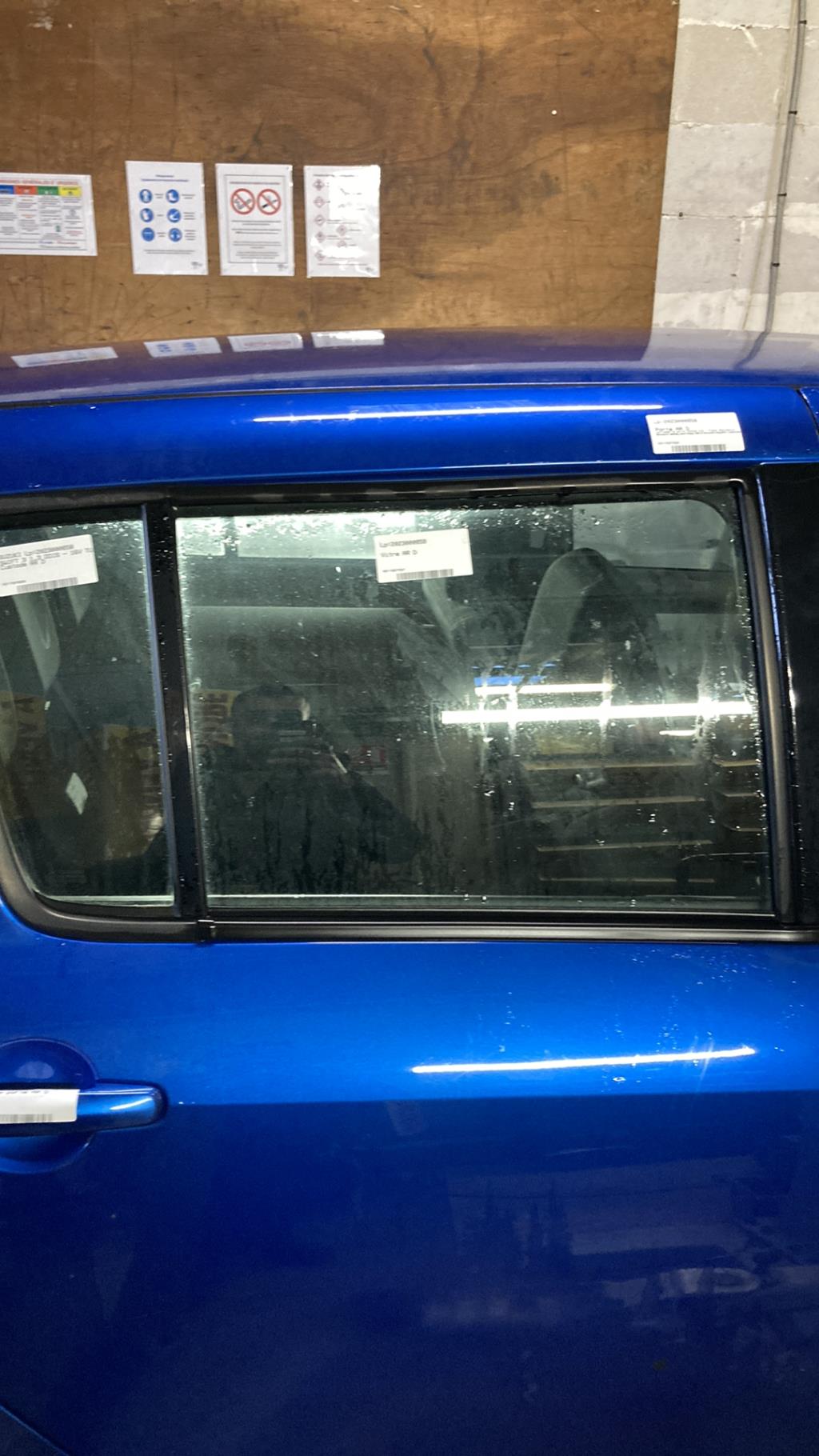Vetro posteriore destro SUZUKI SWIFT 3 Diésel - 1