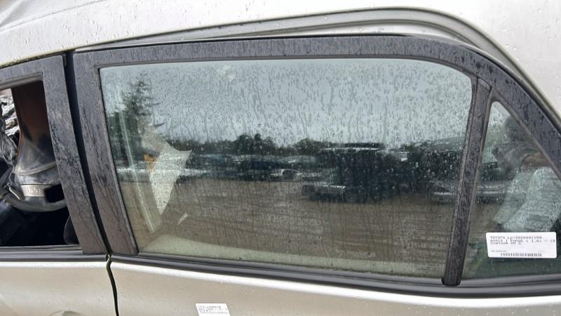 Vetro posteriore sinistro TOYOTA AURIS 1 PHASE 1  - 1