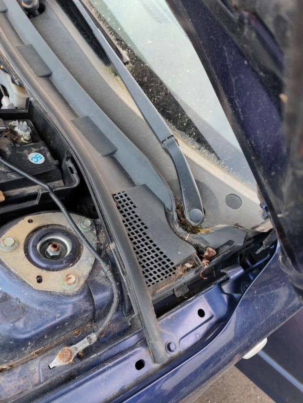 Baie de pare brise MAZDA 3 1 PHASE 1 Diesel - 1