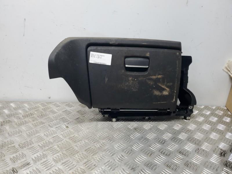 Vano portaoggetti BMW SERIE 1 E81  - 1