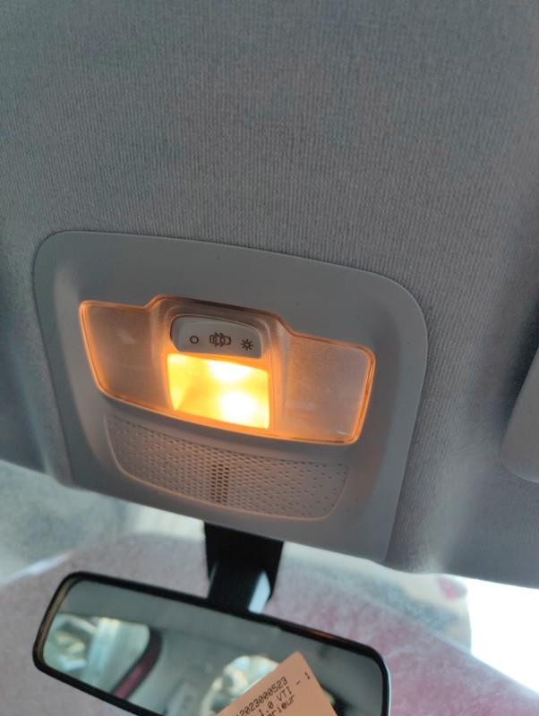 Luce di cortesia PEUGEOT 208 1 PHASE 2 Gasolina - 1