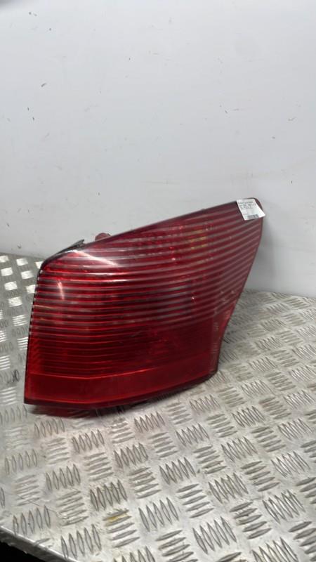 Fanale posteriore principale destro (luci) PEUGEOT 407 PHASE 1 BREAK  - 1