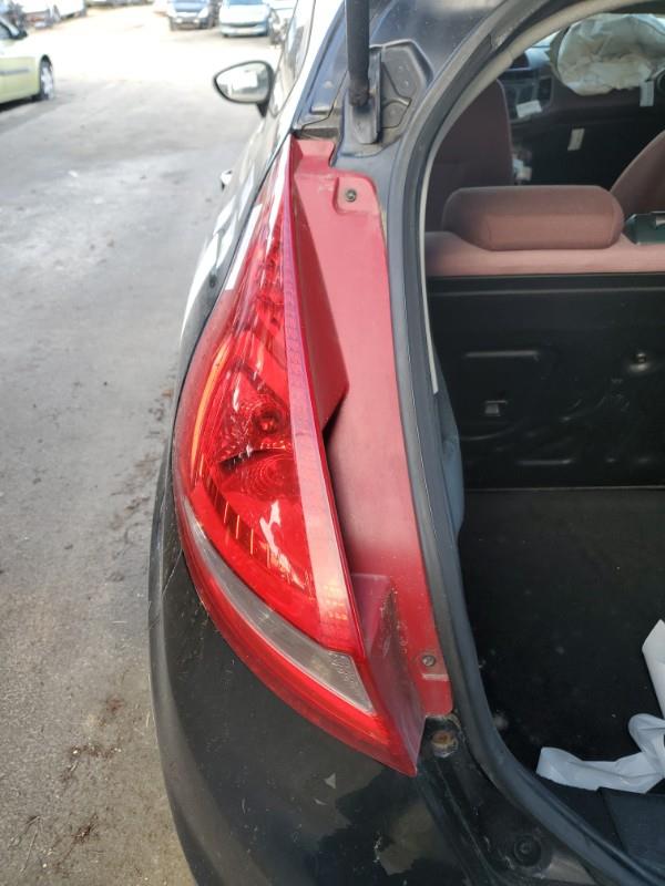 Fanale posteriore principale sinistro (luci) FORD FIESTA 6 PHASE 1 Diésel - 1