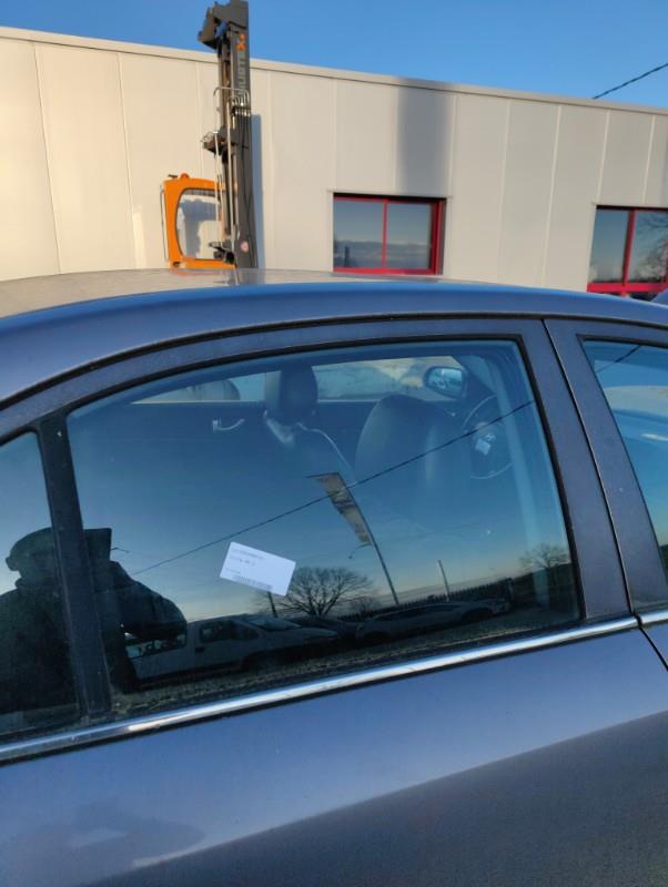Vetro posteriore destro HYUNDAI SONATA 5 Diésel - 1