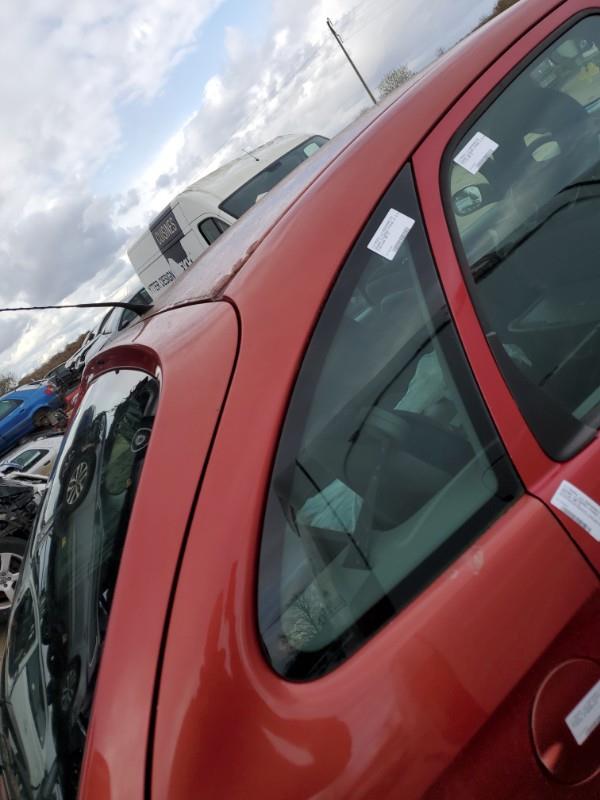 Ventanilla triangular trasera derecha CITROEN XSARA PICASSO PHASE 2 Diésel - 1