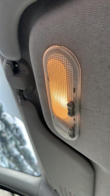 Luce di cortesia RENAULT CLIO 3 PHASE 1 Diésel - 1