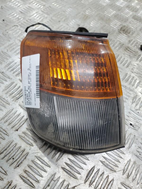 Gruppo ottico anteriore secondario destro (luci)(freccia) MITSUBISHI PAJERO 2  - 1