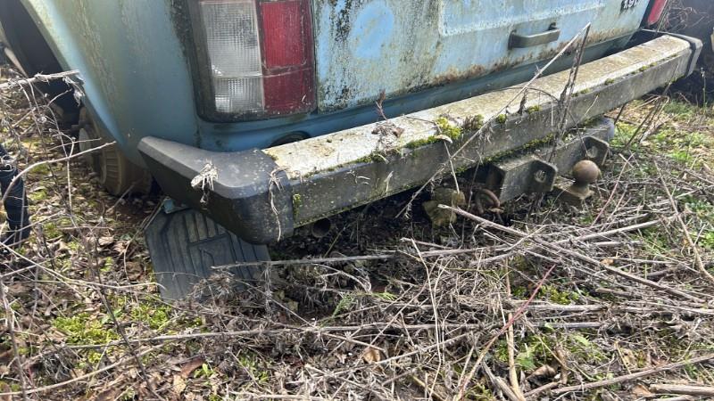 Parachoques trasero LADA NIVA PHASE 2  - 1