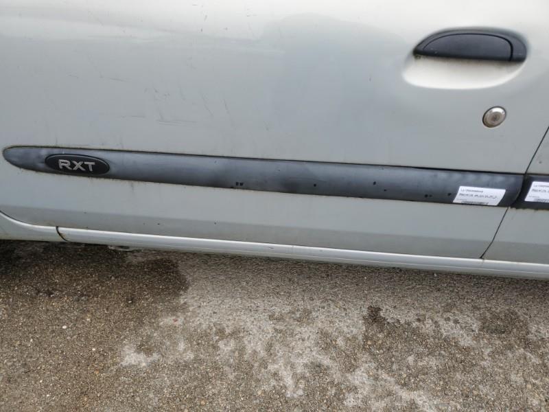 Modanatura portiera anteriore sinistra RENAULT CLIO 2 PHASE 1 Gasolina - 1