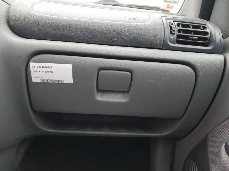Boite a gants RENAULT CLIO 2 PHASE 1 Essence - 1