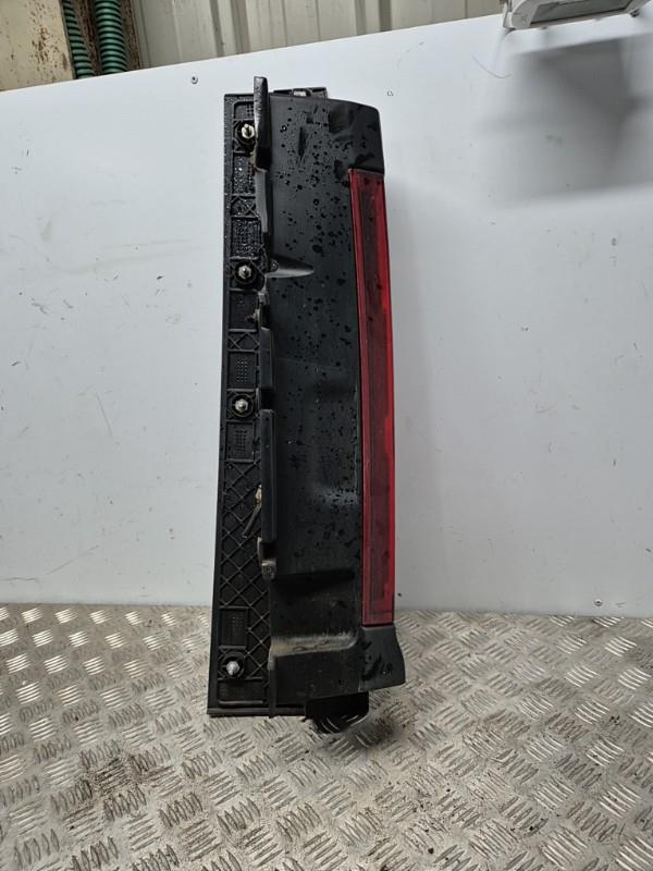 Fanale posteriore principale destro (luci) RENAULT TRAFIC 3 COURT PHASE 1 Diésel - 1