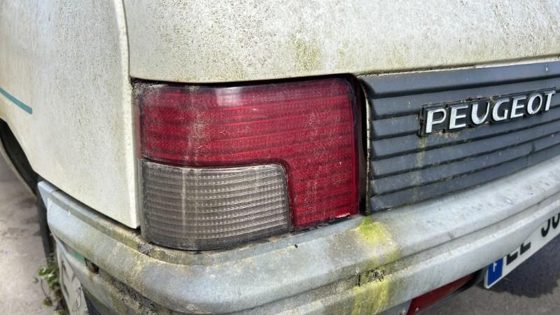Fanale posteriore principale sinistro (luci) PEUGEOT 205 PHASE 2 Diésel - 1