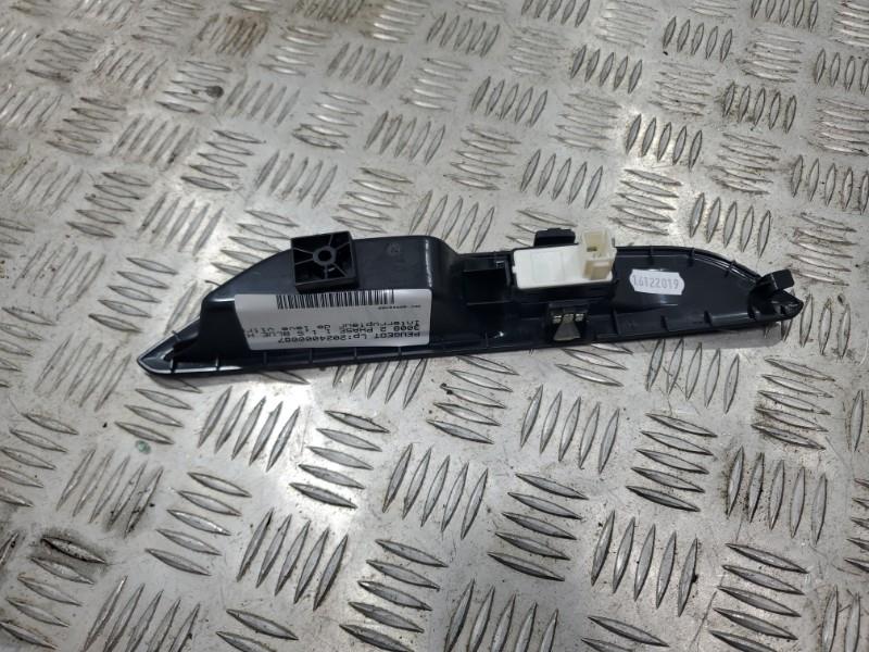 Interruttore lavacristalli posteriore destro PEUGEOT 3008 2 PHASE 1 Diésel - 1