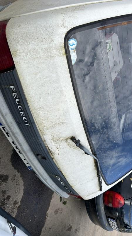 Portabagagli/Portellone posteriore PEUGEOT 205 PHASE 2 Diésel - 1
