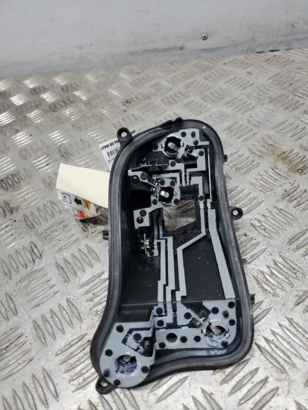 Base portalampade fanale posteriore destro CITROEN C4 2 PHASE 2 Diésel - 1