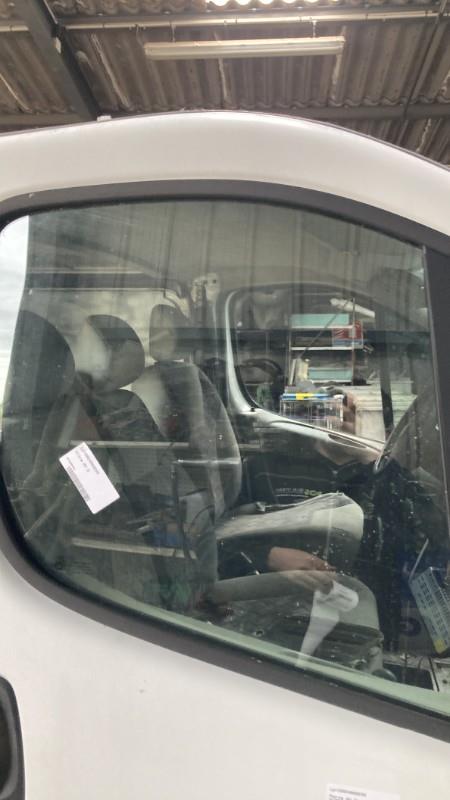 Vetro anteriore destro OPEL VIVARO 1 PHASE 1 Diésel - 1