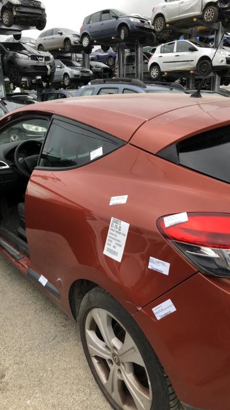 Parafango posteriore sinistro RENAULT MEGANE 3 PHASE 1 COUPE Diésel - 1