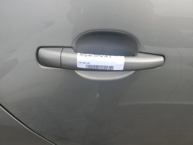 Maniglia portiera posteriore destra PEUGEOT 3008 1 PHASE 1 Diésel - 1