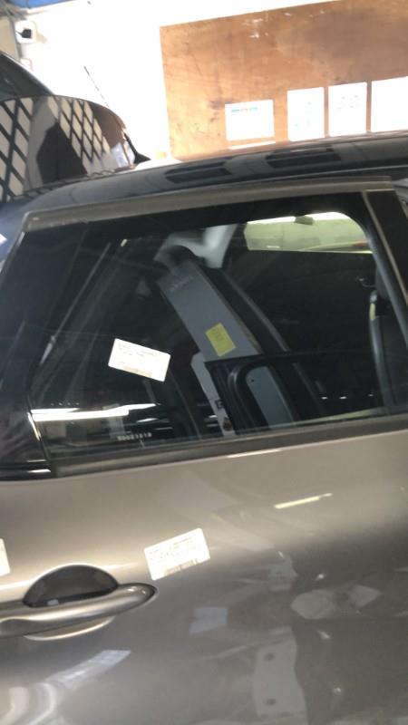 Vetro posteriore destro RENAULT CAPTUR 1 PHASE 1 Gasolina - 1