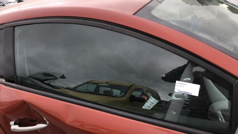 Vitre avant droit RENAULT MEGANE 3 PHASE 1 COUPE Diesel - 1