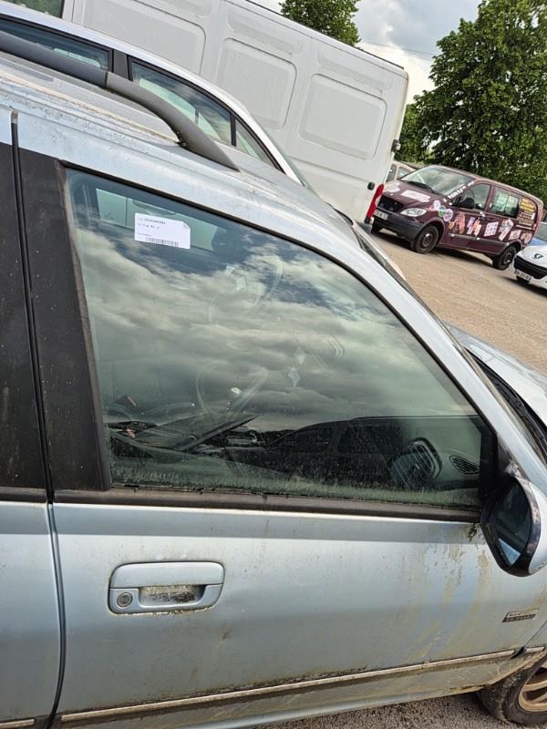 Vetro anteriore destro PEUGEOT 406 PHASE 2 BREAK Diésel - 1