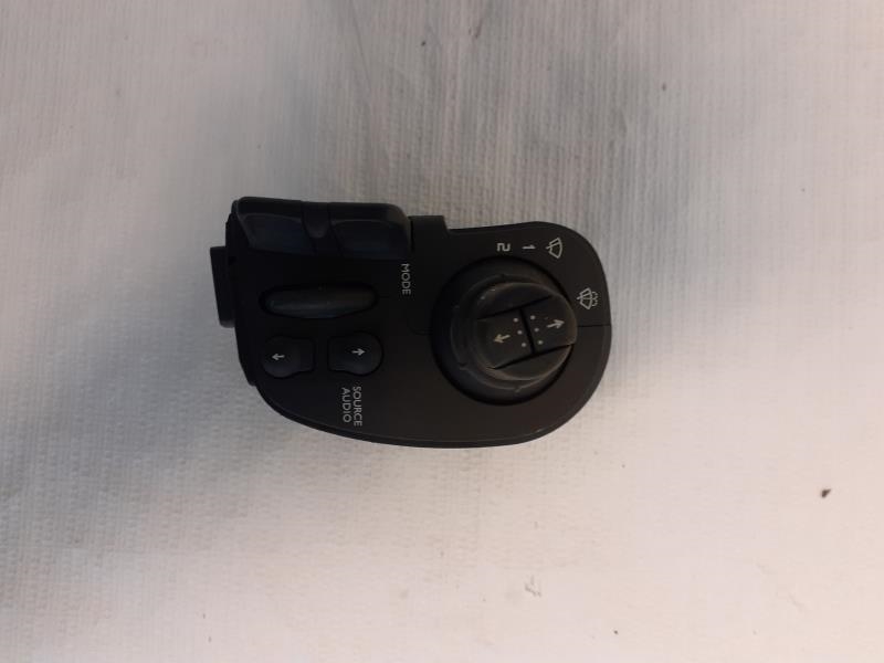 Commodo d'essuie glaces RENAULT CLIO 3 PHASE 2 Diesel - 1