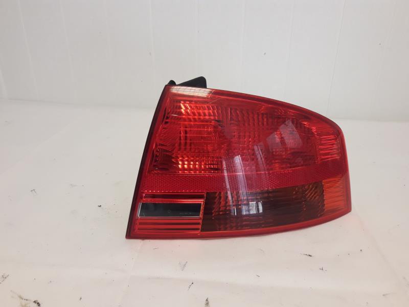 Feu arriere principal droit (feux) AUDI A4 2 PHASE 2 Diesel - 1