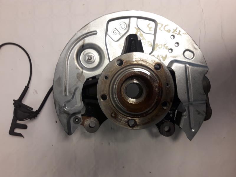 Fusee avant gauche PEUGEOT 308 2 SW PHASE 2 BREAK  - 1