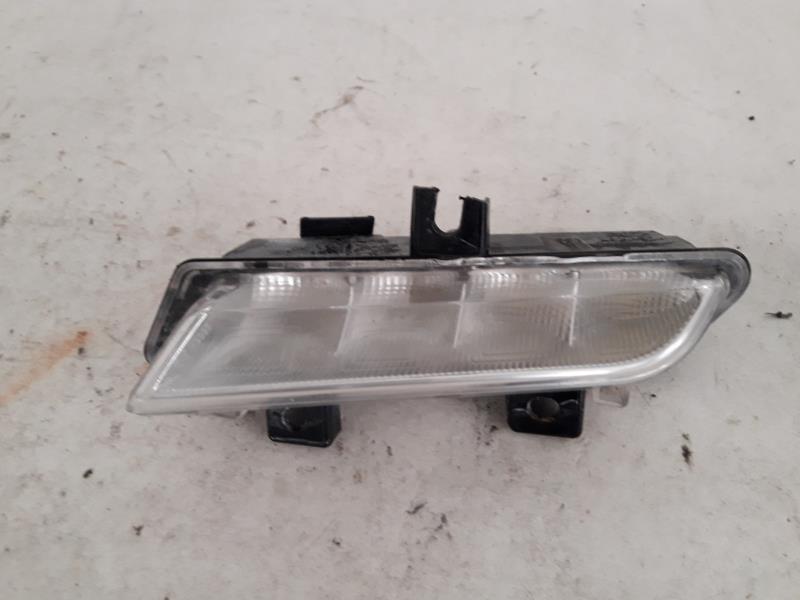 Feu diurne avant gauche RENAULT CLIO 4 PHASE 1 Essence - 1