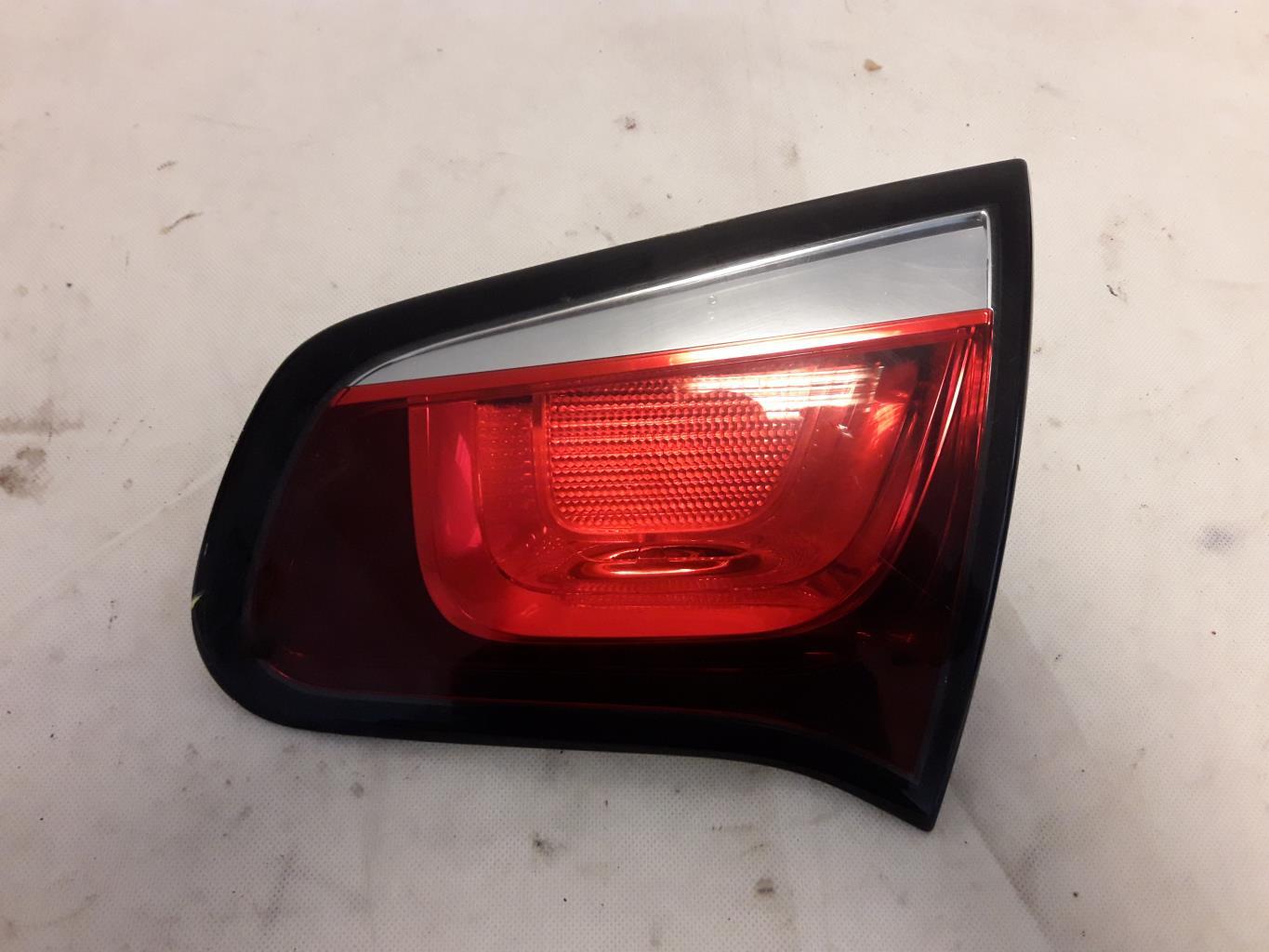 Feu arriere secondaire droit (feux) CITROEN C3 2 PHASE 2 Diesel - 1