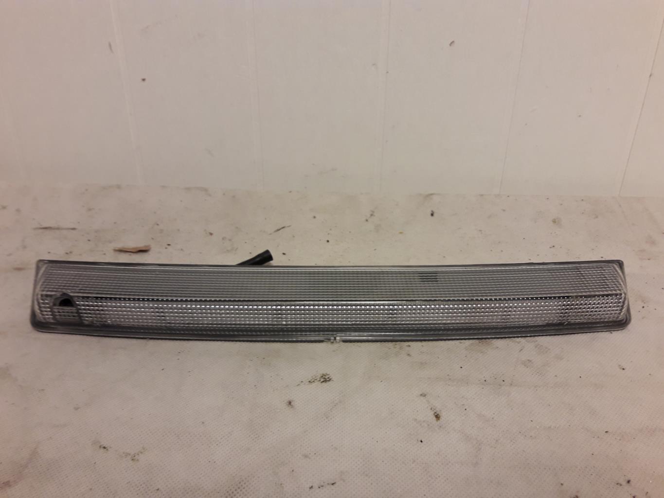 Feu arriere stop central PEUGEOT 208 2 Diesel - 1