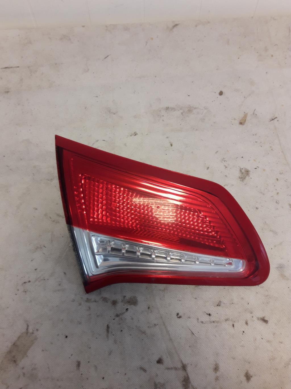 Feu arriere secondaire gauche (feux) CITROEN C4 2 PHASE 1 Diesel - 1