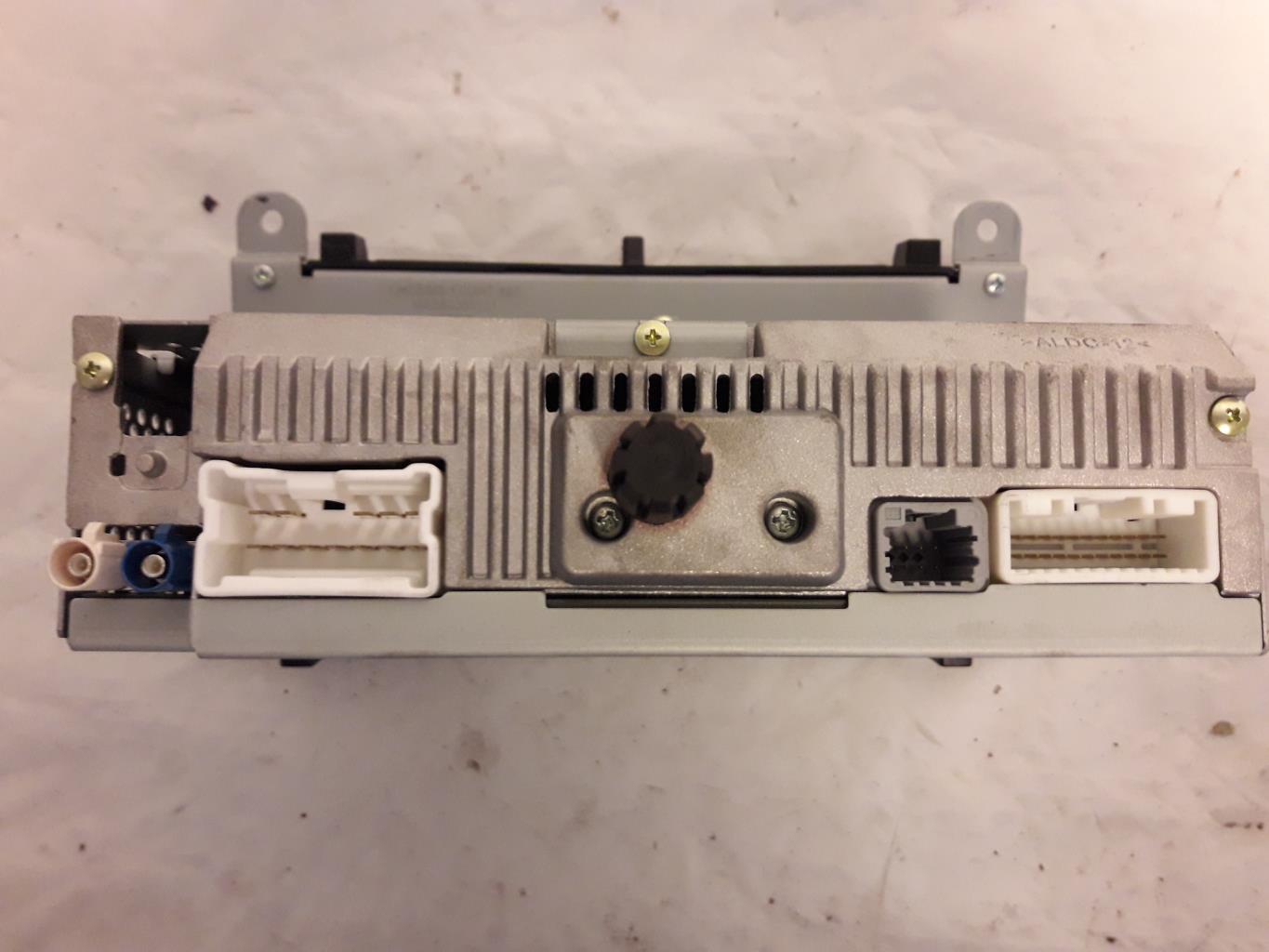 Autoradio RENAULT CLIO 4 PHASE 1 Essence - 1