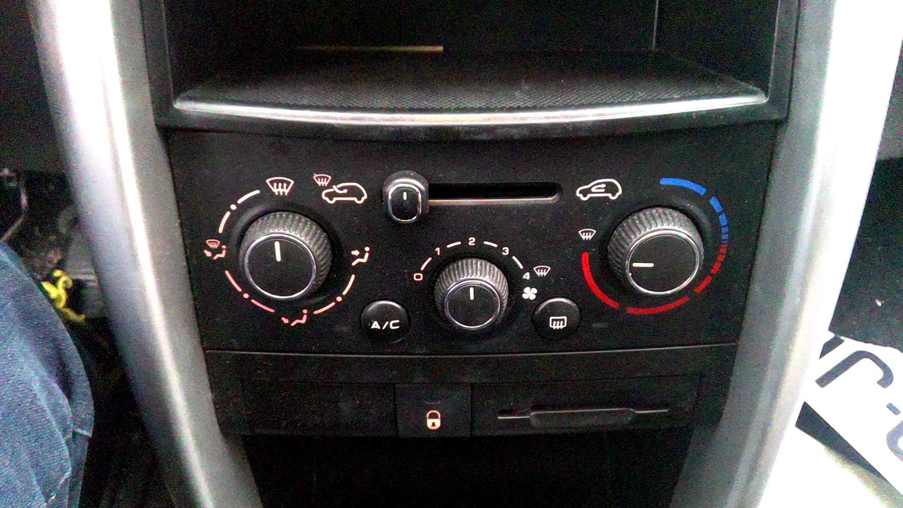 Pulseur d'air PEUGEOT 207 PHASE 2 Essence - 1