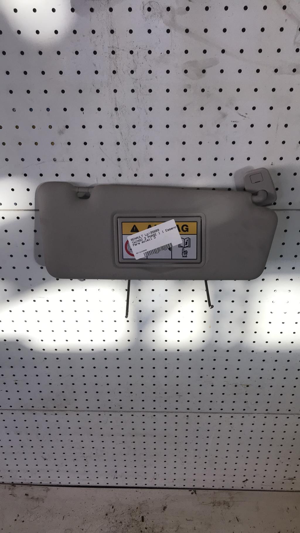 Pare soleil droit RENAULT TWINGO 3 PHASE 1 Essence - 1