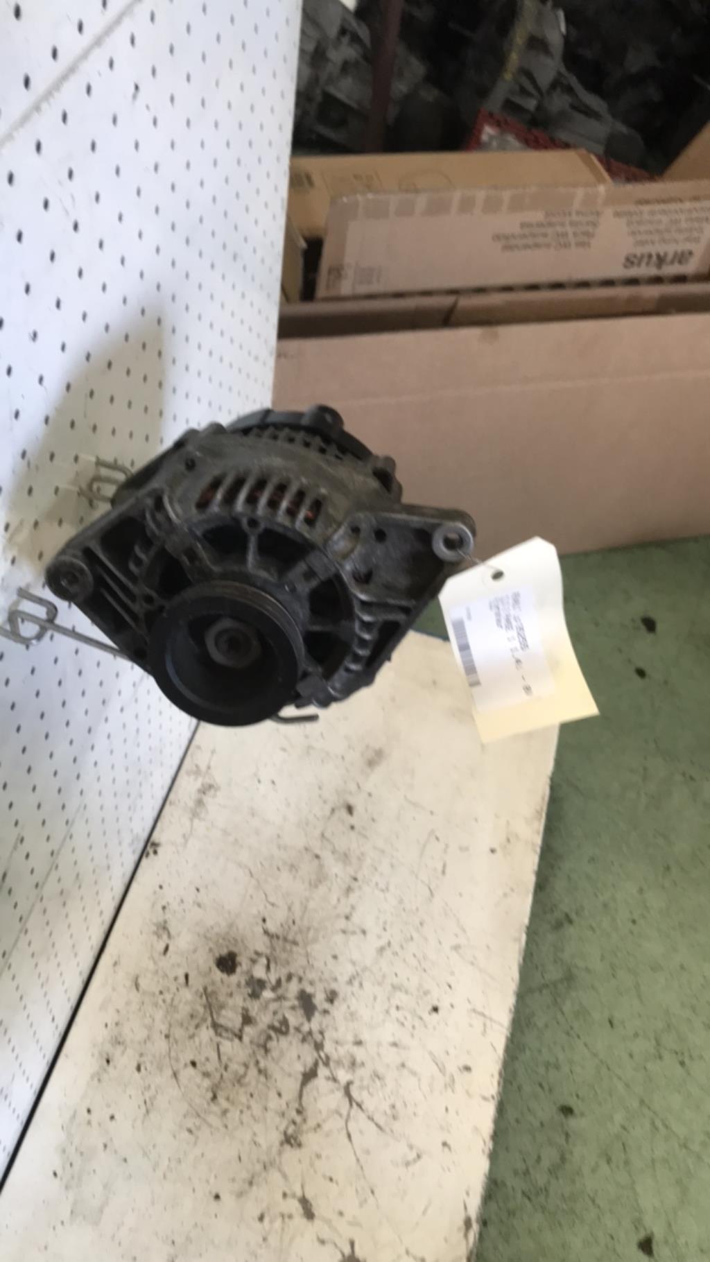 Alternateur RENAULT CLIO 2 PHASE 1 Essence - 1