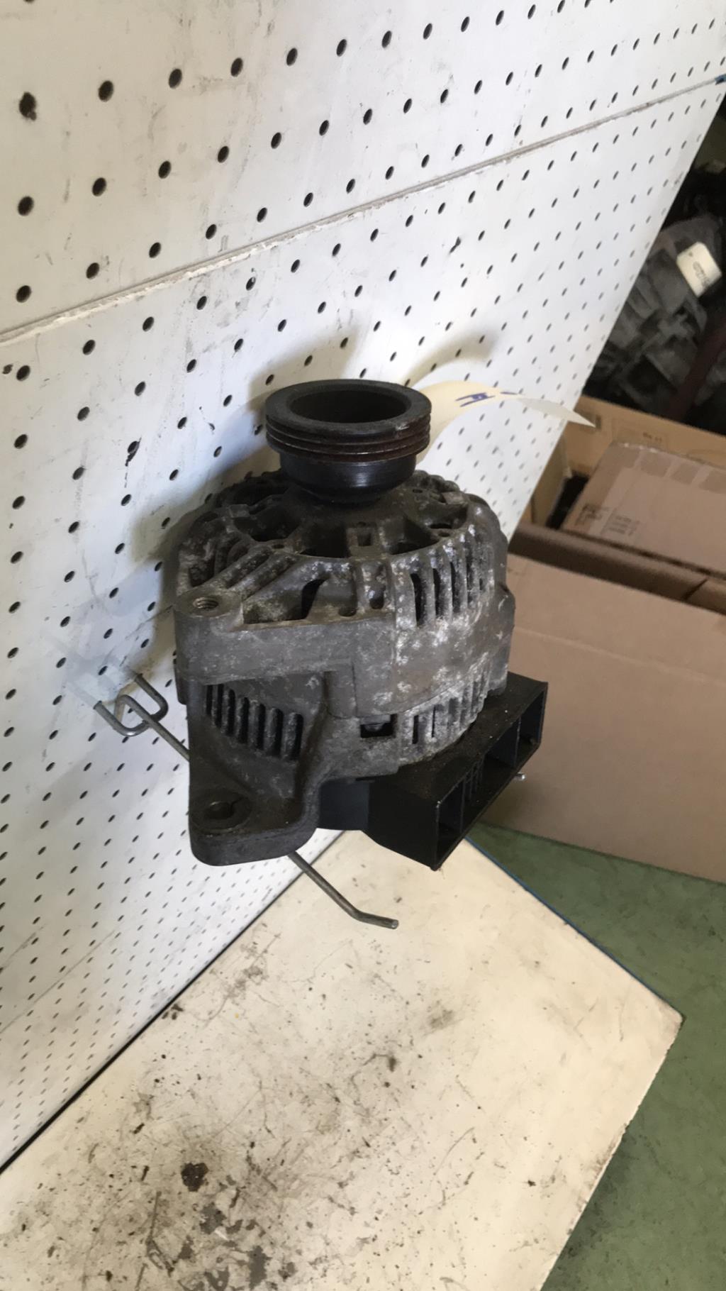 Alternateur RENAULT CLIO 2 PHASE 1 Essence - 1