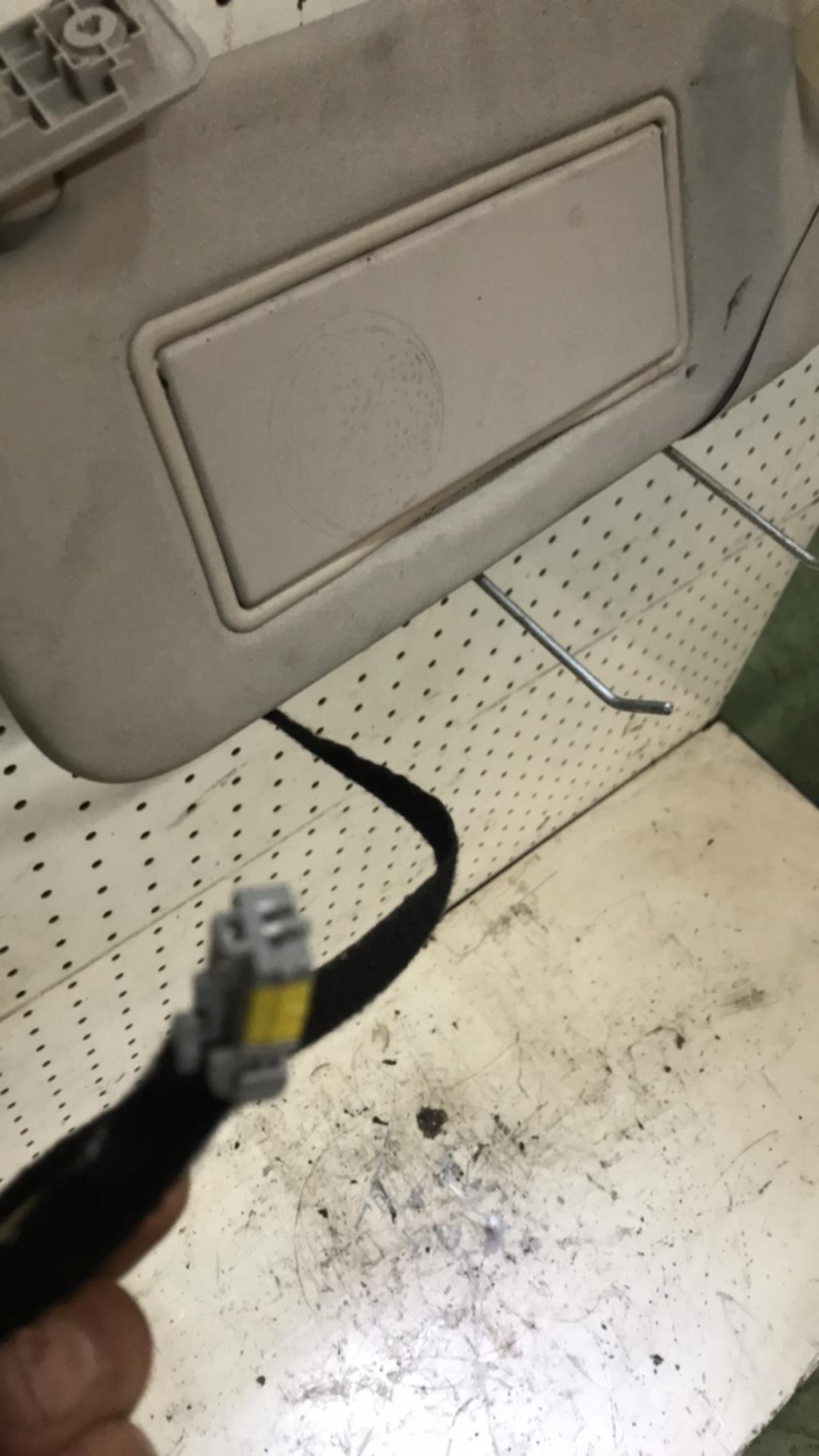 Pare soleil gauche CITROEN C5 2 Diesel - 1