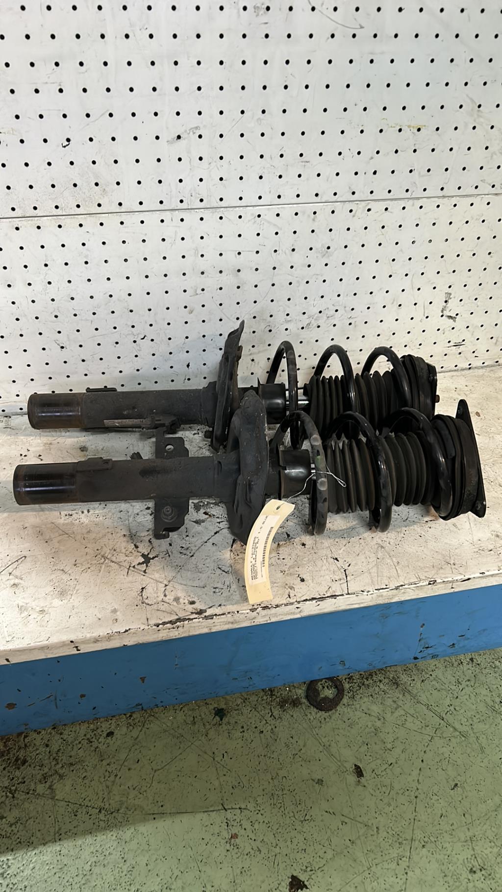 Amortisseurs avant RENAULT MEGANE 4 PHASE 1 Diesel - 1