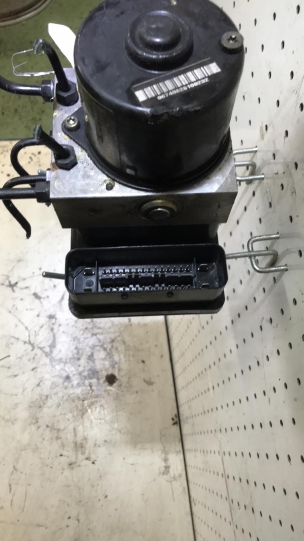 Bloc ABS (freins anti-blocage) AUDI A3 1 PHASE 2 Diesel - 1